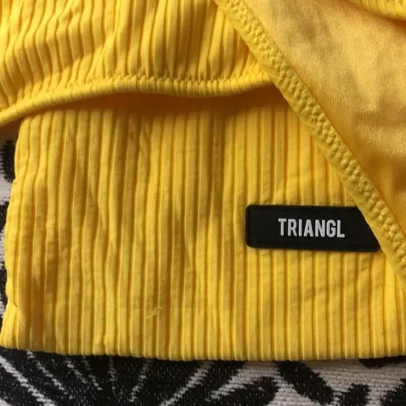 TRIANGL YELLOW MICA CHEEKY Bathing Suit NWT + Bag 🍋 - Picture 8 of 8